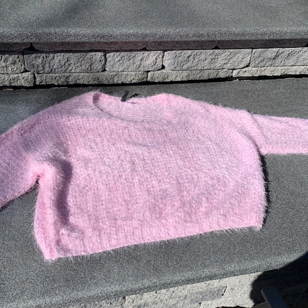 Large light pink H&M Divided fluffy sweater